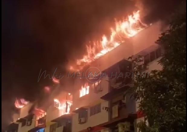 Flat sri johor3