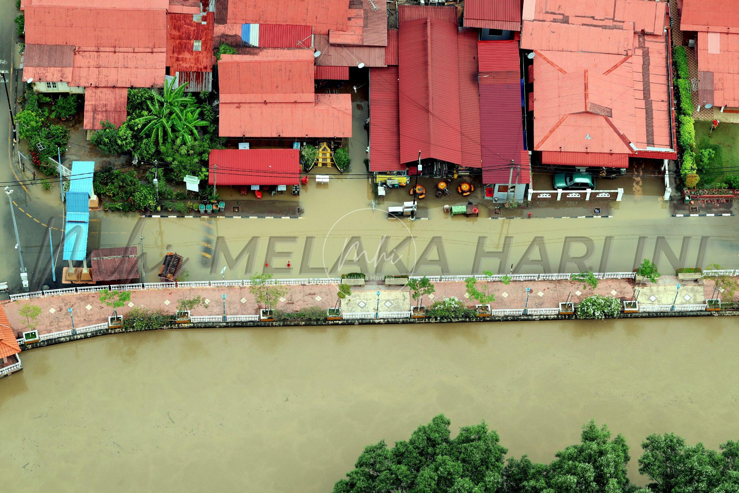 438 mangsa banjir di Melaka setakat 8 malam