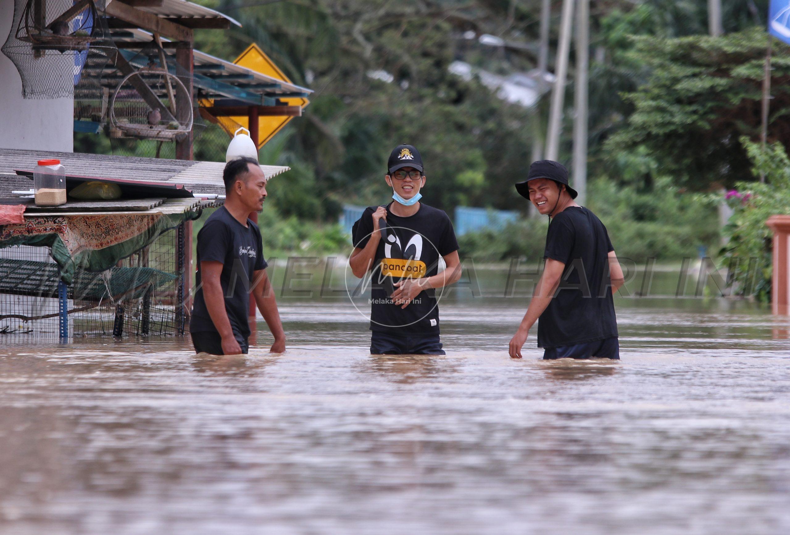 Sebahagian daripada peruntukan RM20 juta untuk bantu inap desa terkesan banjir