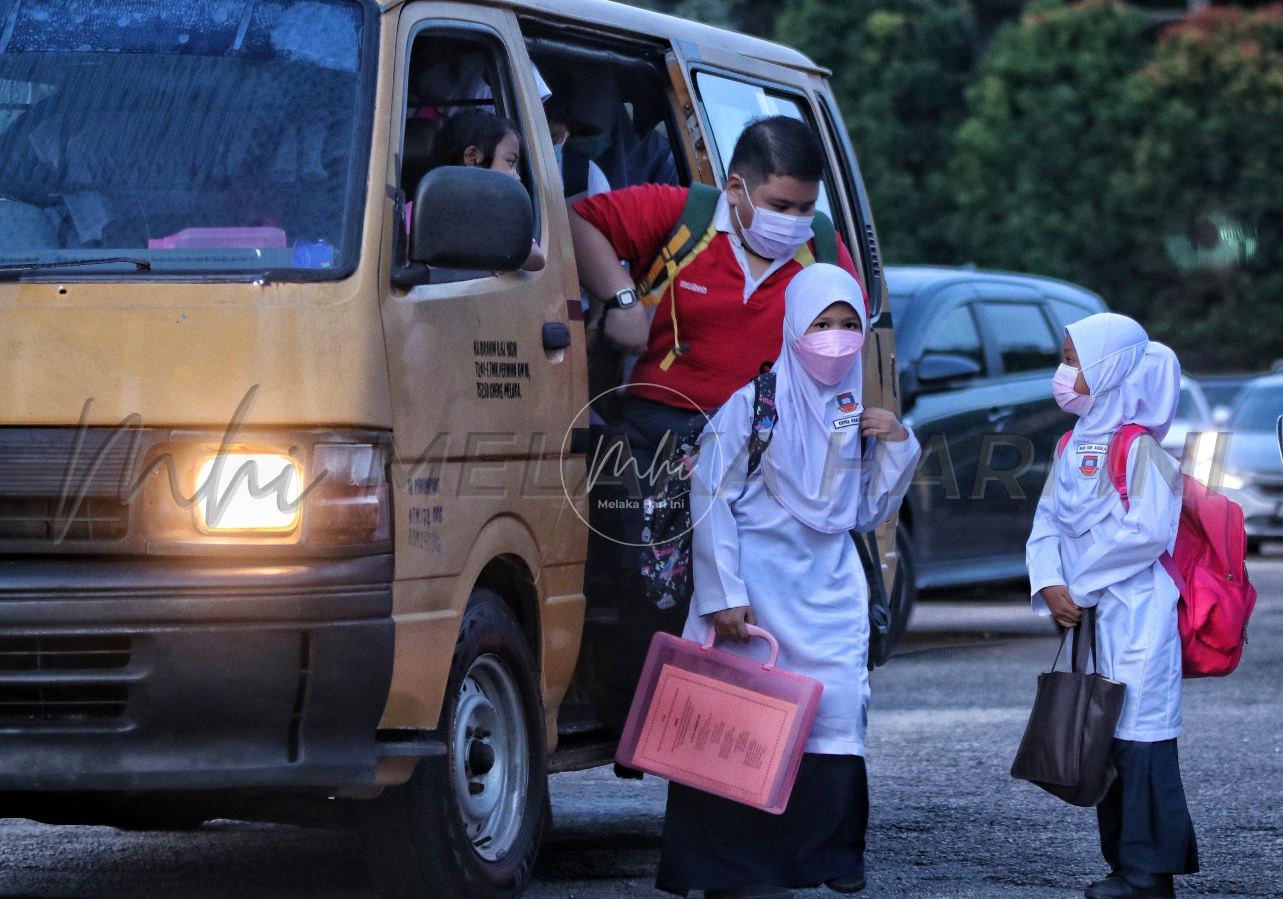 Kaji maklum balas isu kenaikan tambang bas sekolah