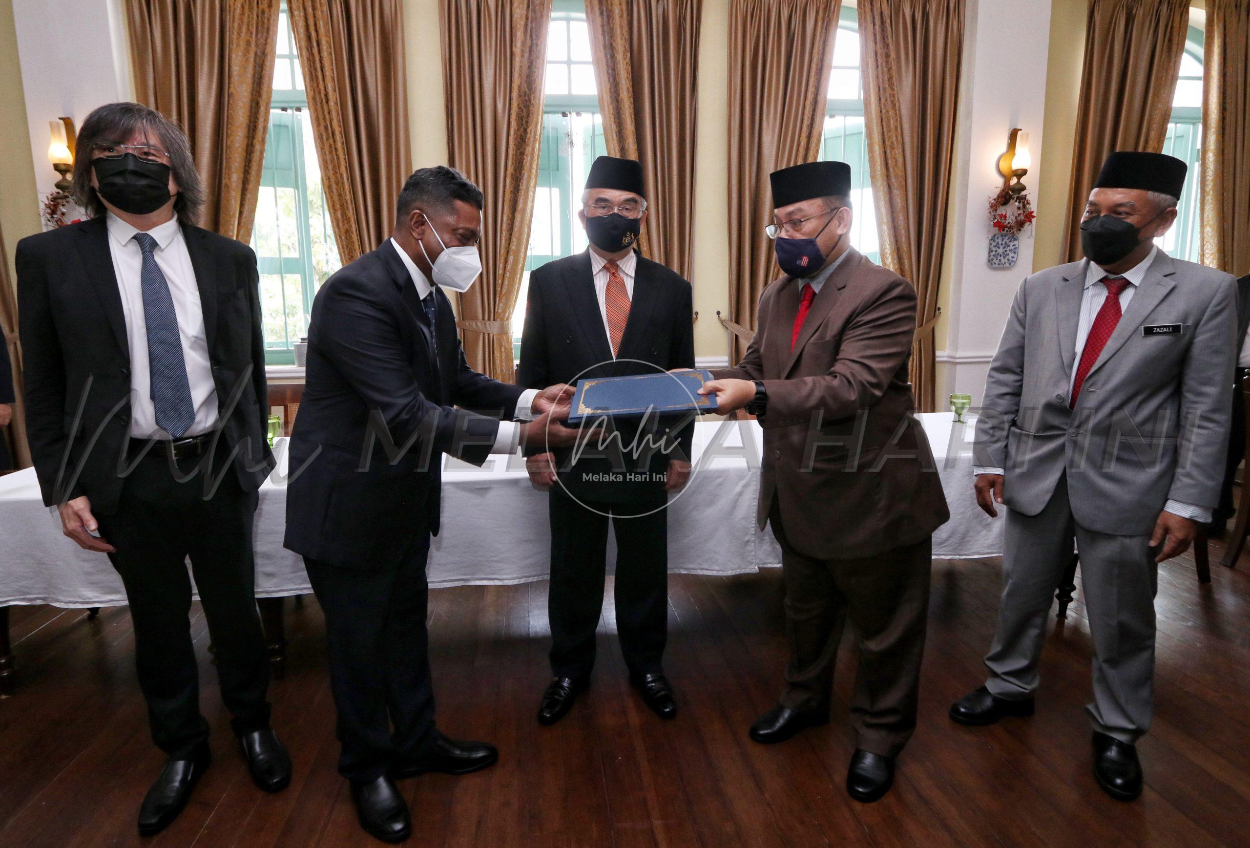 TYT saksi MoU antara CCM, KOKITA