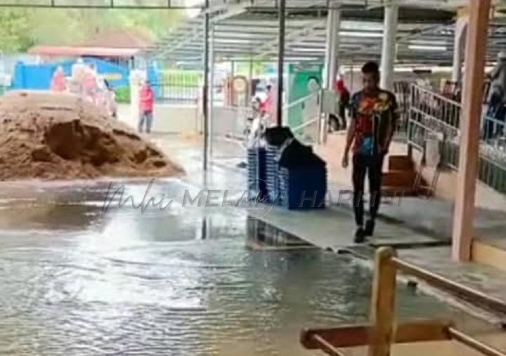 Banjir: Kariah masjid berjaga-jaga gelombang kedua