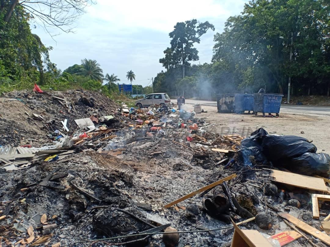 Tapak pembuangan sampah haram di Serkam ditutup – JAS