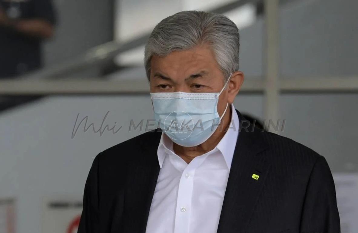 Persatuan Bola Sepak PDRM ada masalah kewangan, YAB dahulukan RM1.3 juta – Ahmad Zahid