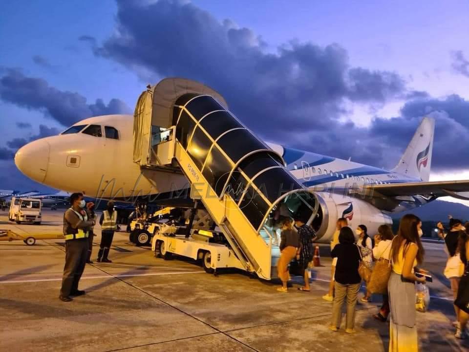 Thailand longgar syarat perjalanan pelancong asing