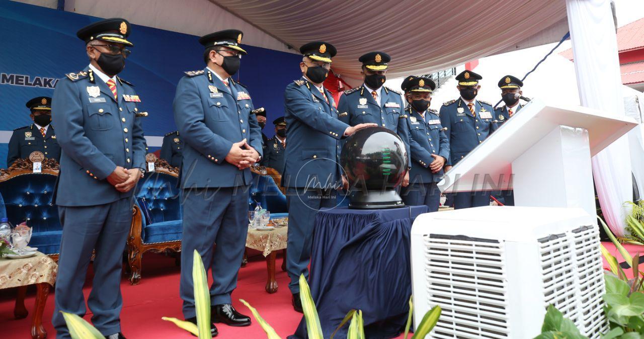 Warga bomba anda ‘wira merah kami dan wira negara’