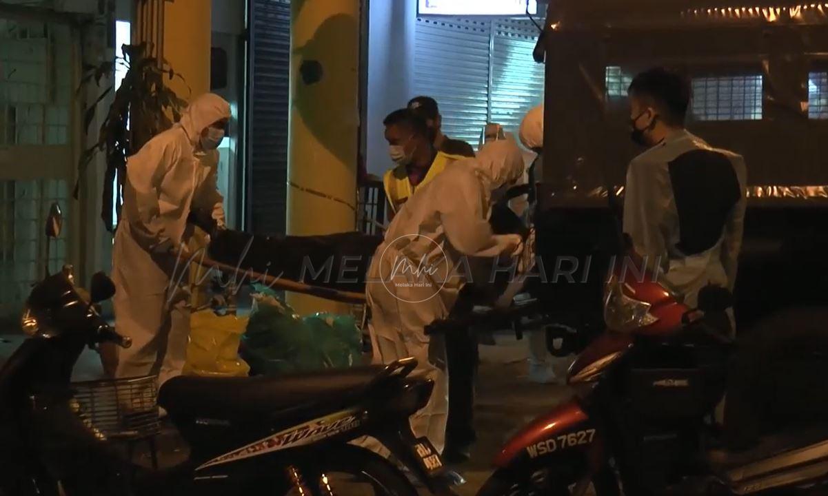 Wanita maut dikelar dalam pergaduhan