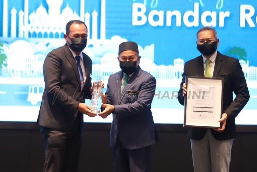 MPHTJ raih anugerah ‘Diamond’ bagi zon dan rakan kongsi Bandar Rendah Karbon