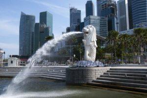Merlion at the singapore river