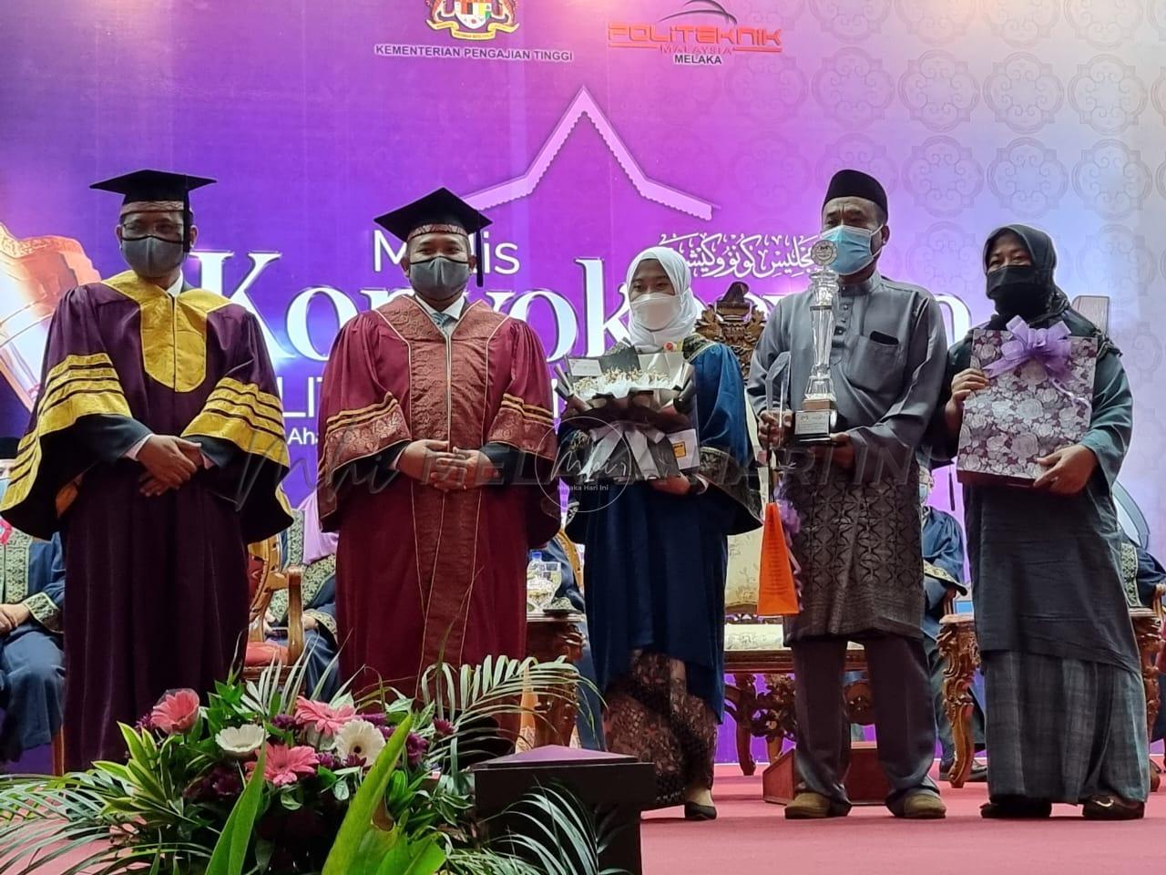 Politeknik Melaka lahir hampir 10,000 graduan sejak 2000