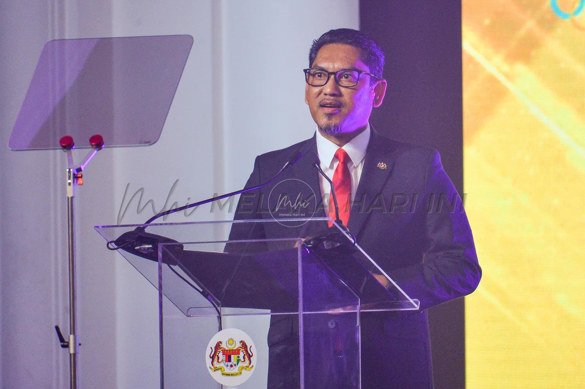 Ahmad faizal