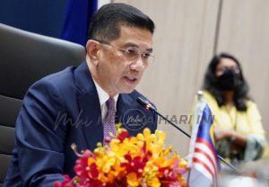 Azmin ali
