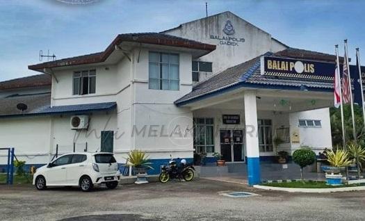 Balai polis gadek