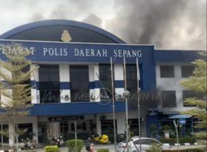 Ipd Sepang Terbakar