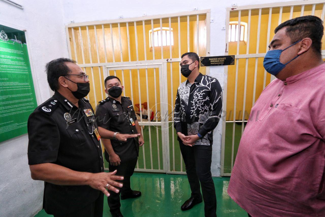 Melaka cadang bawa pelajar ‘nakal’ duduk dalam penjara – Dr Akmal