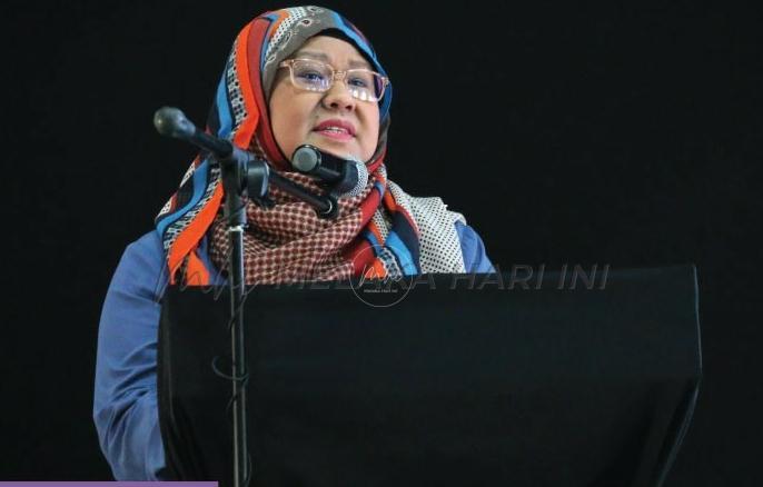 Prof roziah