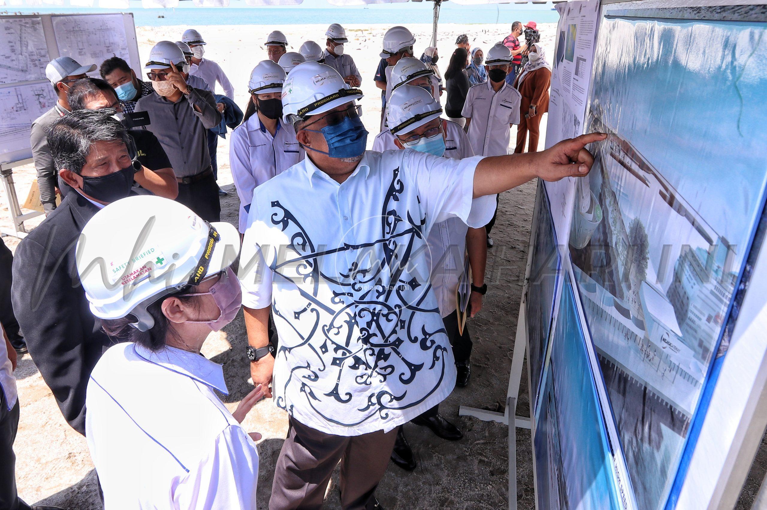 Bina taman tema moden bertaraf antarabangsa di Pulau Melaka – Ab Rauf