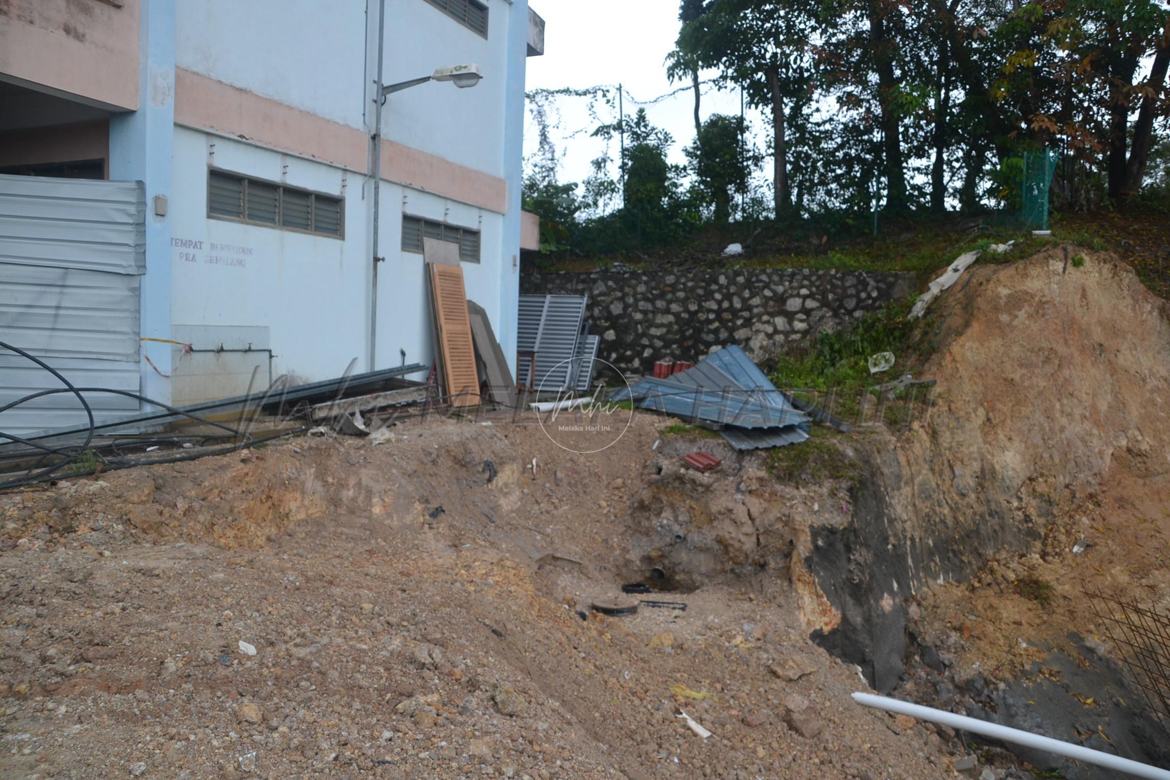 Gelinciran tanah SKSE: Kerja pembaikan cerun dijangka siap Mei depan