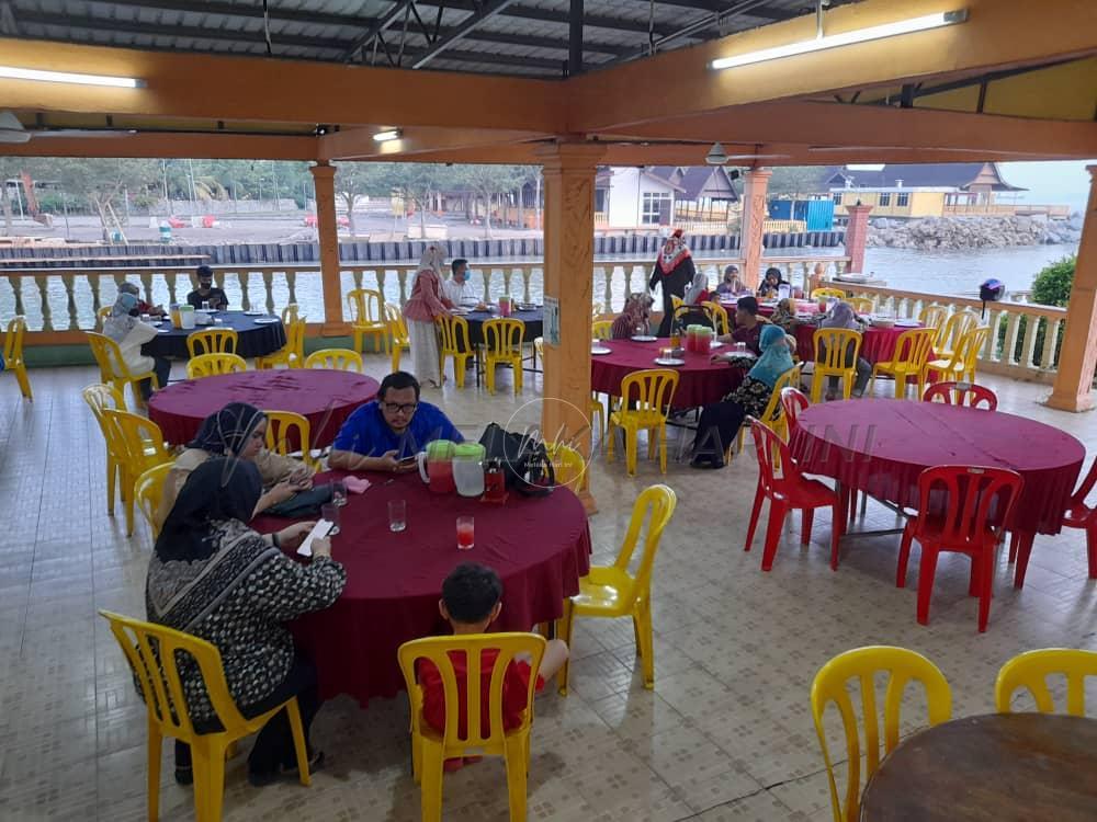 Medan Ikan Bakar Kuala Sungai Baru kembali hidup sepanjang Ramadan