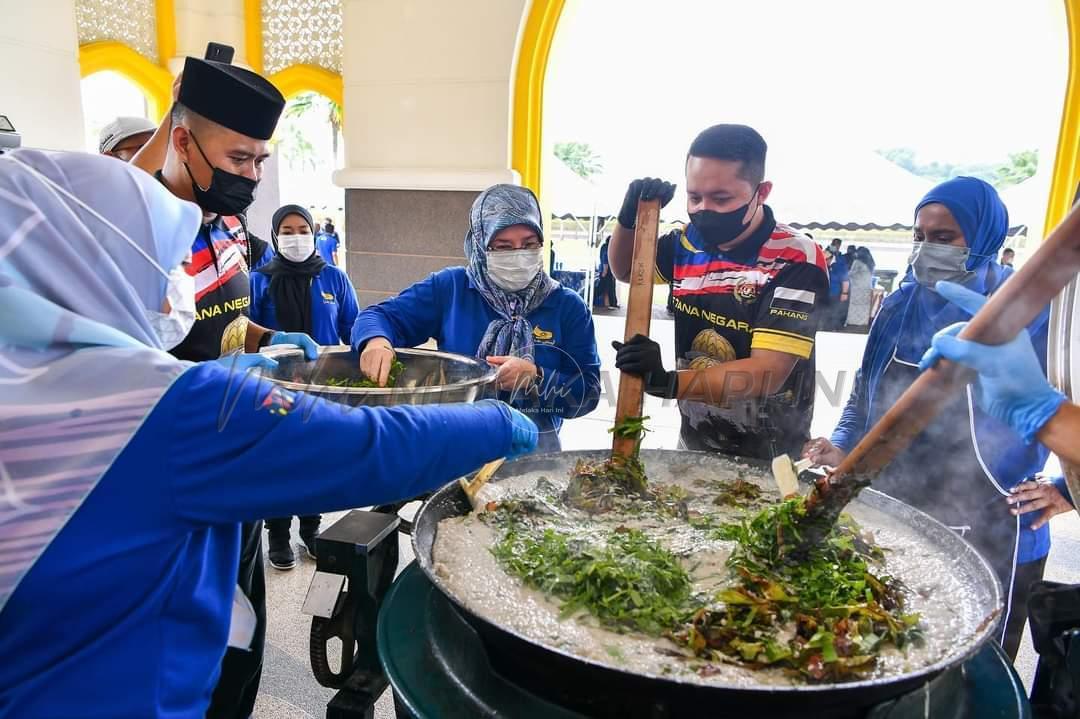 Permaisuri Agong berkenan sediakan juadah istimewa bubur lambuk Pahang