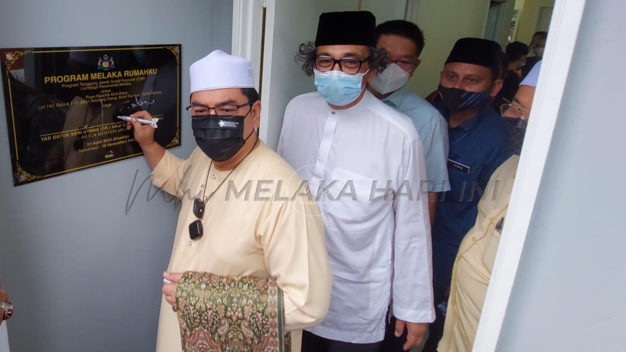 Melaka peruntuk RM450,000 baik pulih, bina rumah percuma sepanjang 2021 – Sulaiman