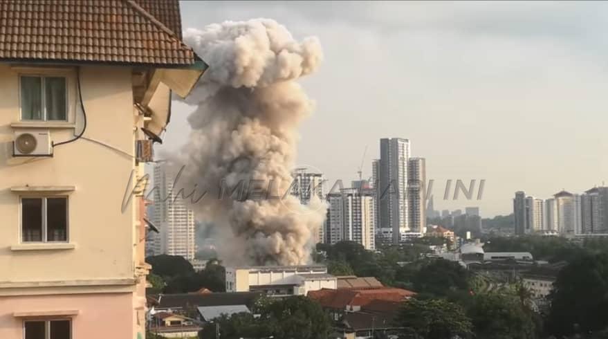 Tapak pelupusan mercun di Sentul terbakar