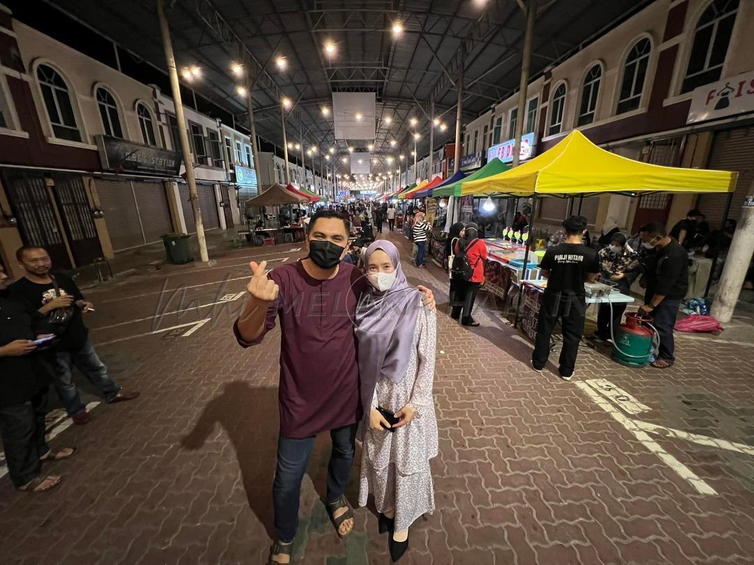 Jom cuci mata di Merlimau Night Market