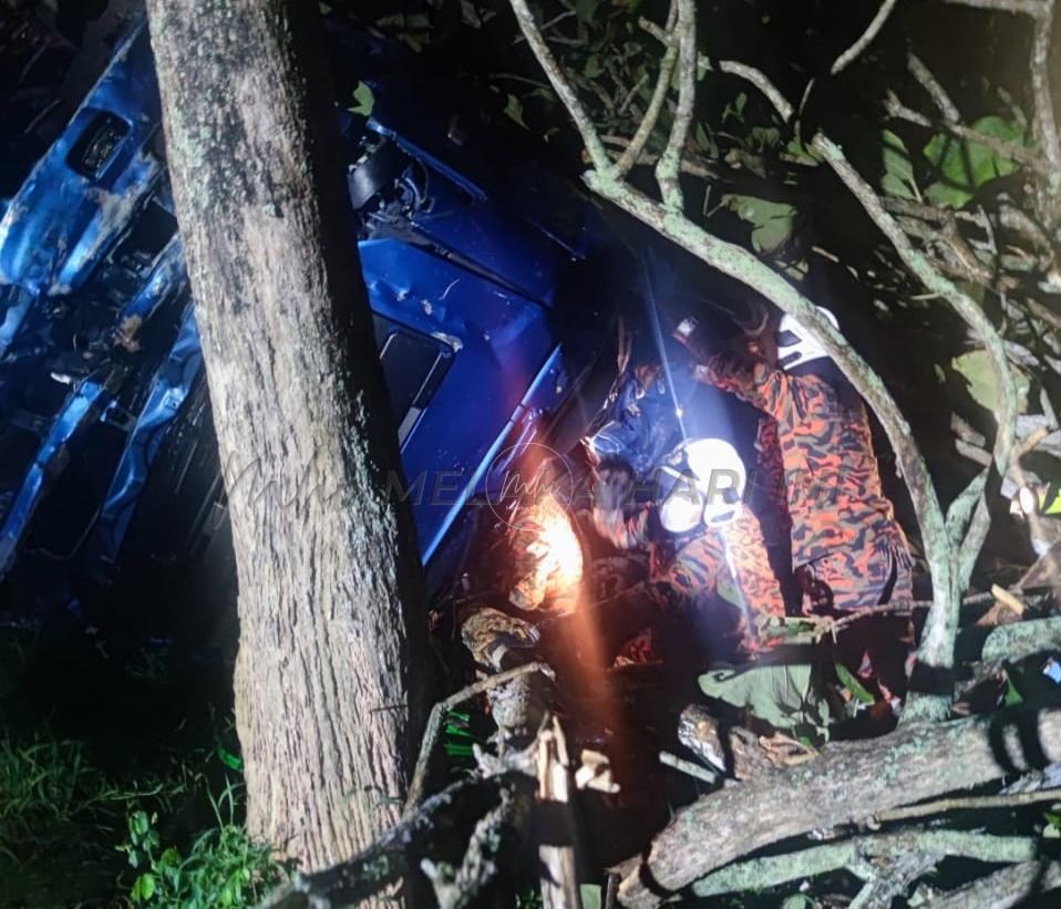 Seorang parah, dua cedera dalam kemalangan babit tiga kenderaan