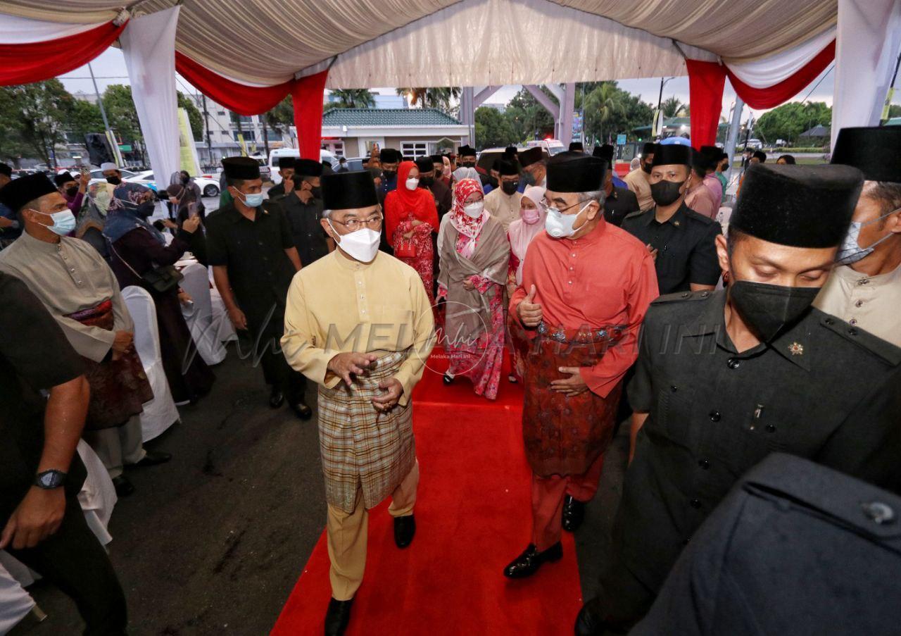 Agong berbuka puasa bersama 1,600 umat Islam