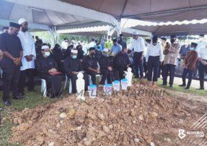 Ali hamsa selamat dikebumi