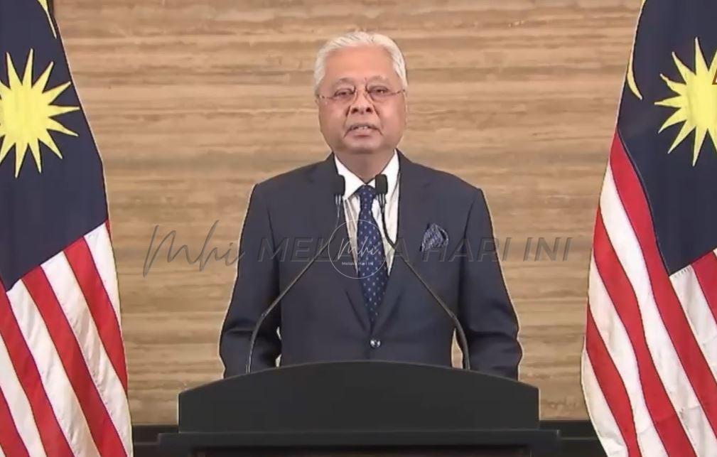 #Quranhour: PM seru masjid, surau dan individu ‘interaksi’ dengan Al-Quran