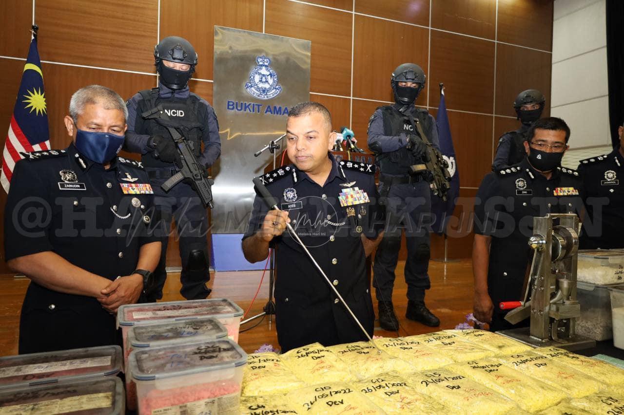 Polis serbu kondo mewah proses dadah, rampas ekstasi bernilai RM26.5 juta