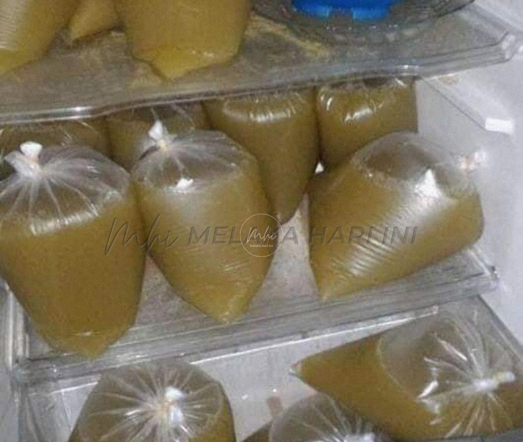 Polis tahan suri rumah jual air ketum