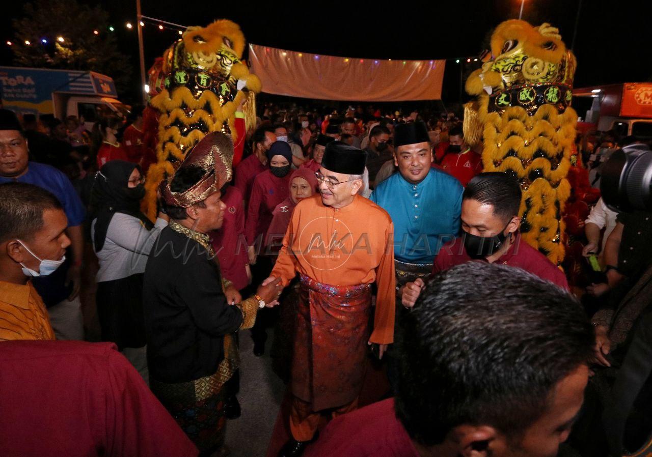 Lebih 5,000 ‘beraya’ di Perkampungan Hang Tuah