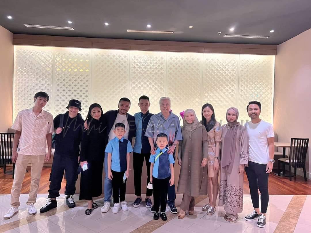 PM berhari raya bersama Chong Wei