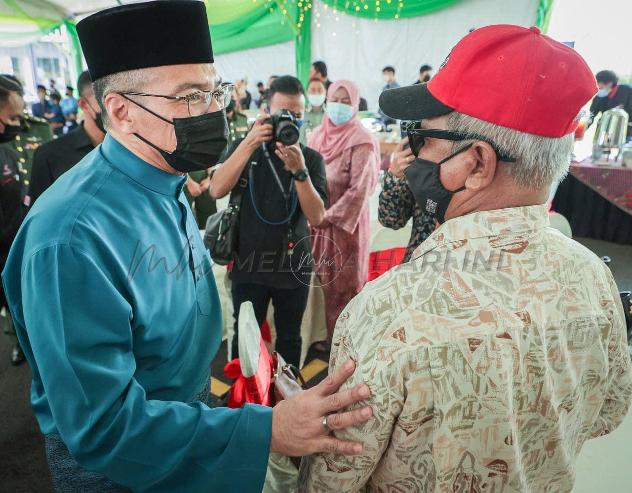 Hishammuddin veteran