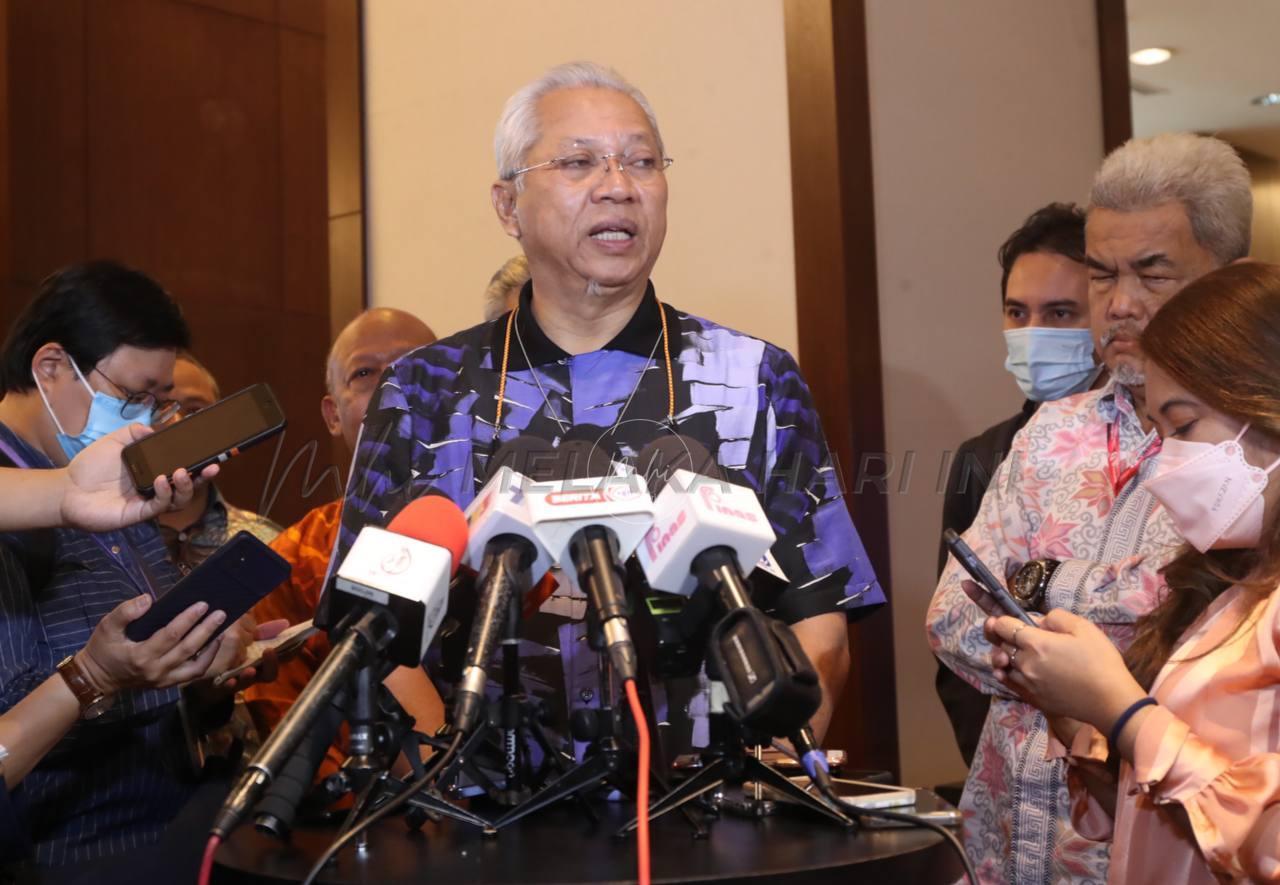 Koperasi antara kaedah boleh digunakan kerajaan perangi orang tengah – Annuar