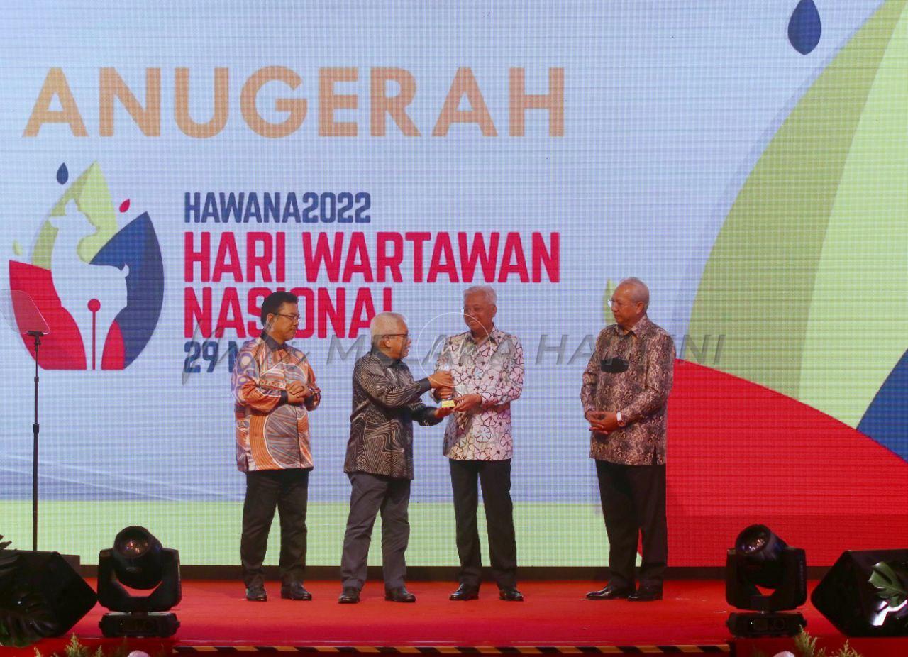 Kumpulan Karangkraf penerima Anugerah Hawana 2022