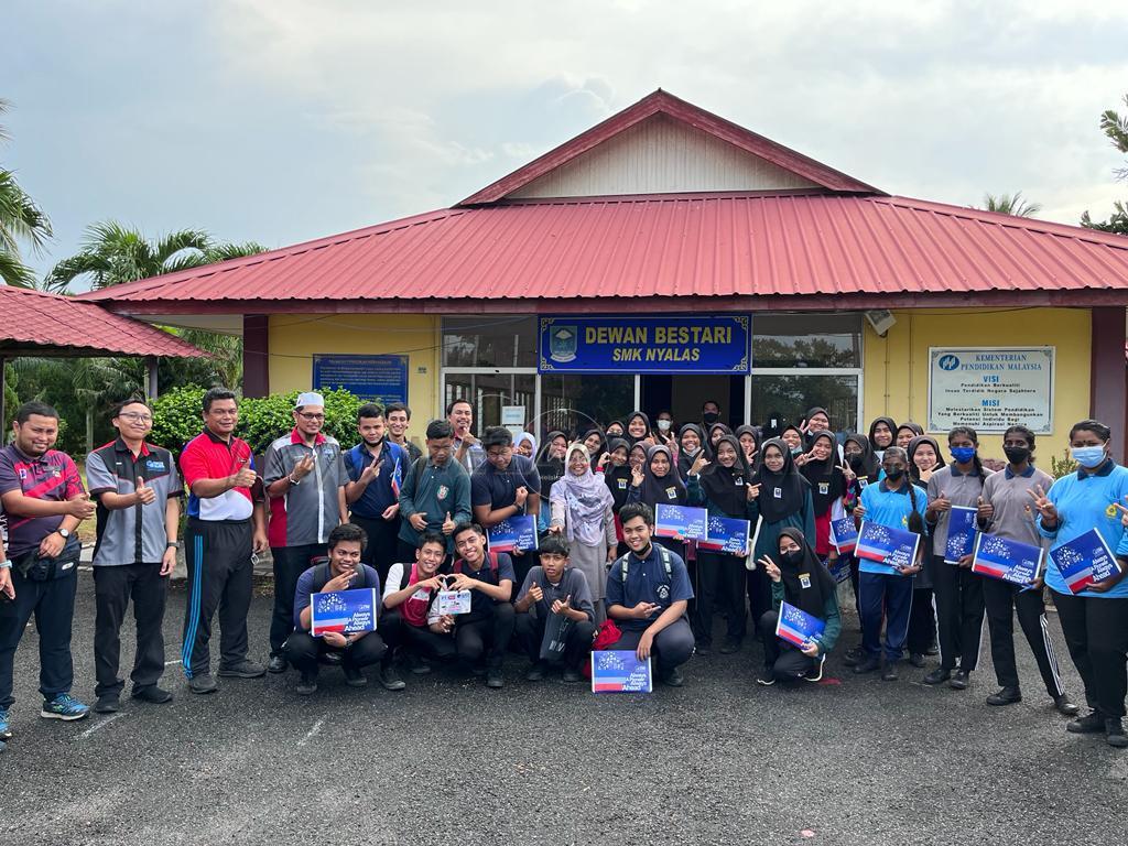 Pelajar SMK Nyalas pelajari teknologi kejuruteraan