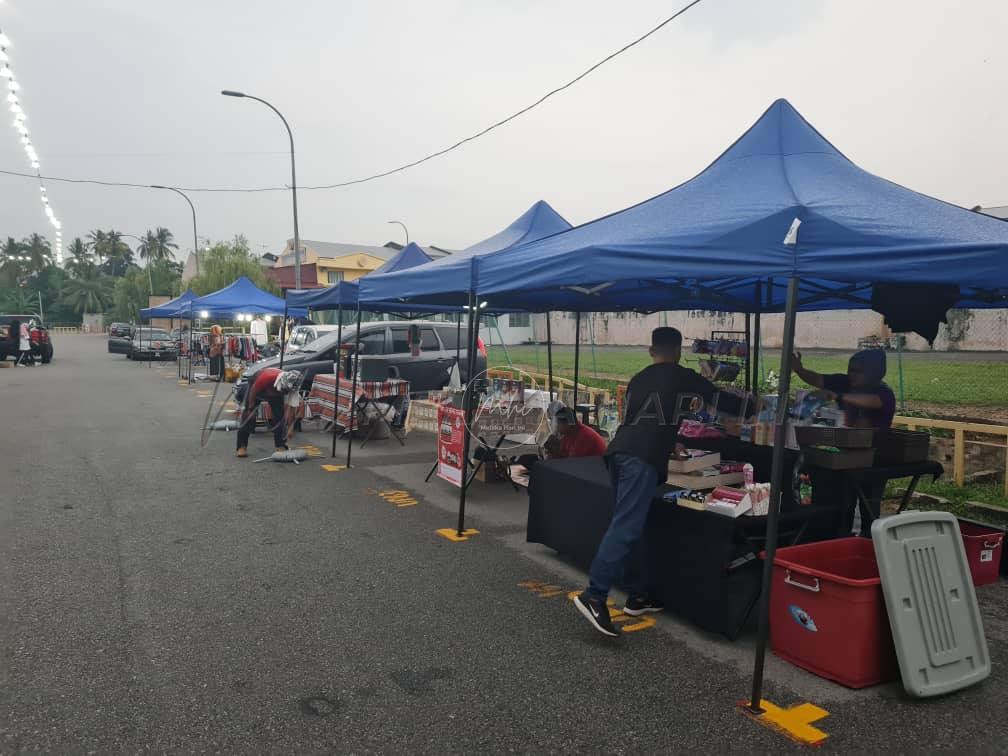 Uptown Simpang Walk sahut seruan Melaka Bebas Berniaga