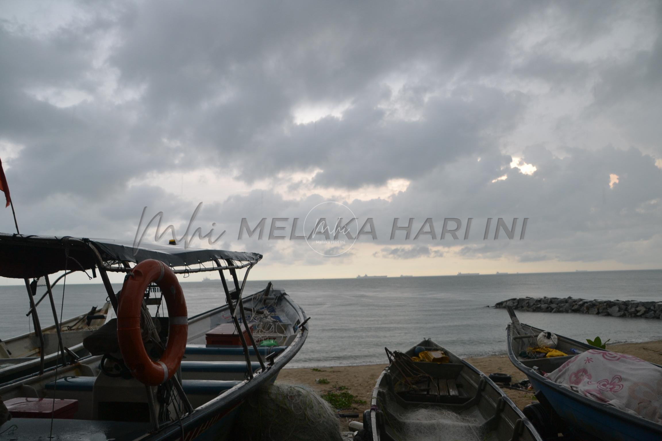 Hujan redakan kepanasan Alor Gajah