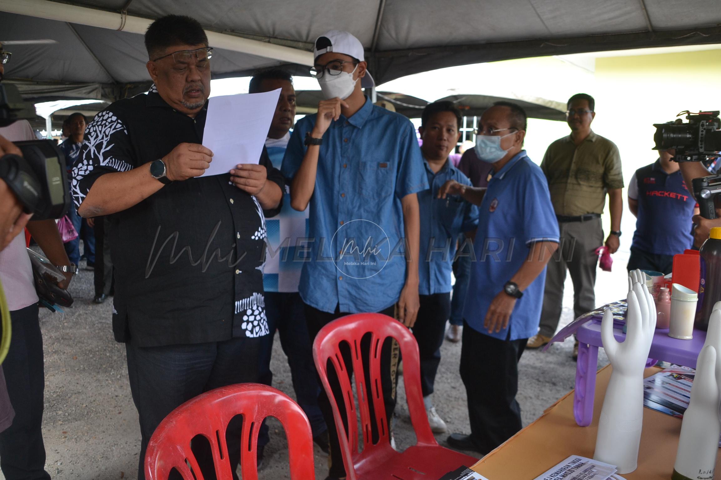 Lepasan KKTM Masjid Tanah buruan majikan