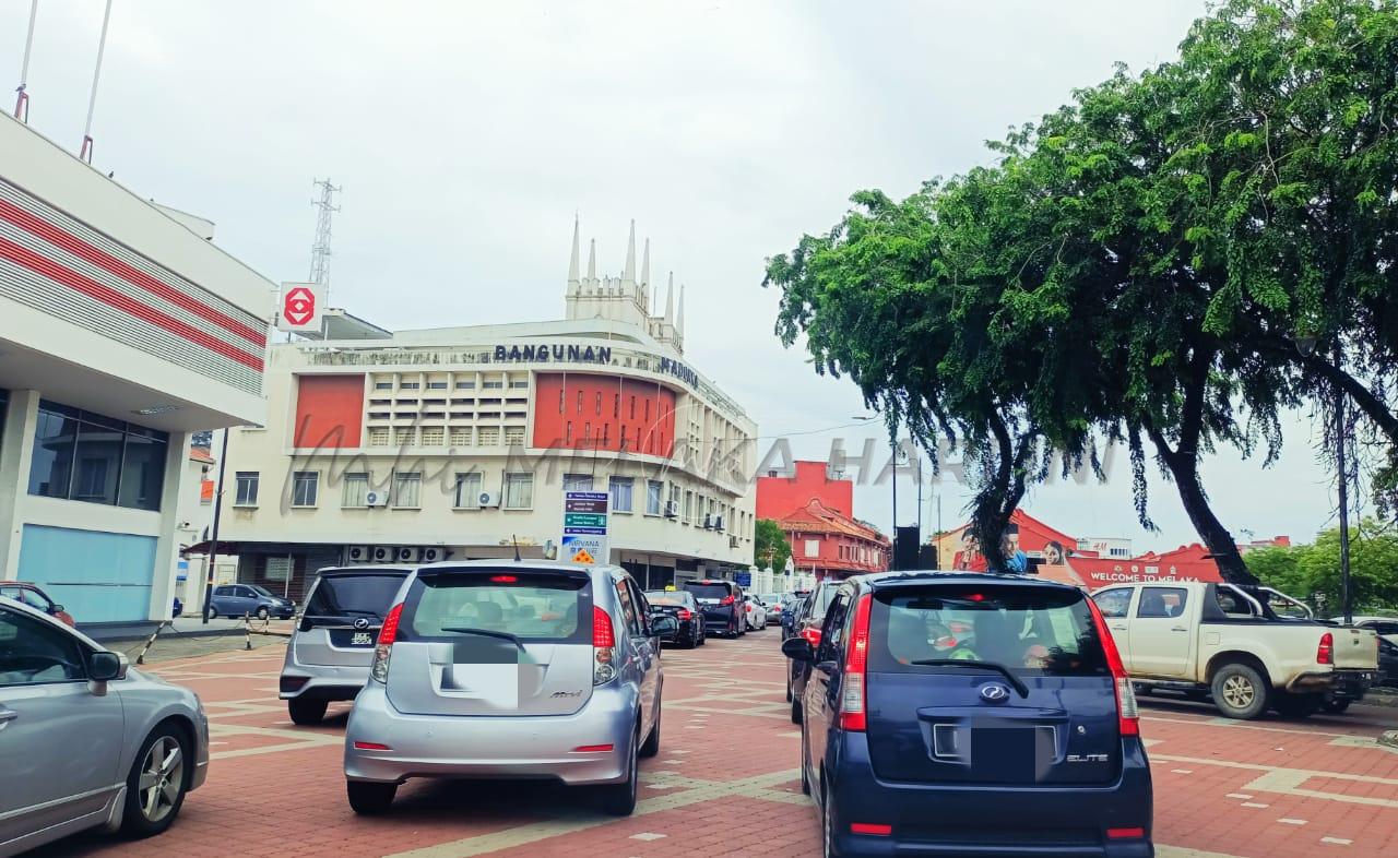 Aidiladha: Lokasi tumpuan pelancongan Melaka sesak