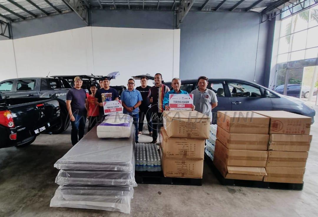 Yayasan DMDI dan PSBM hantar bantuan awal Misi Banjir ke Baling