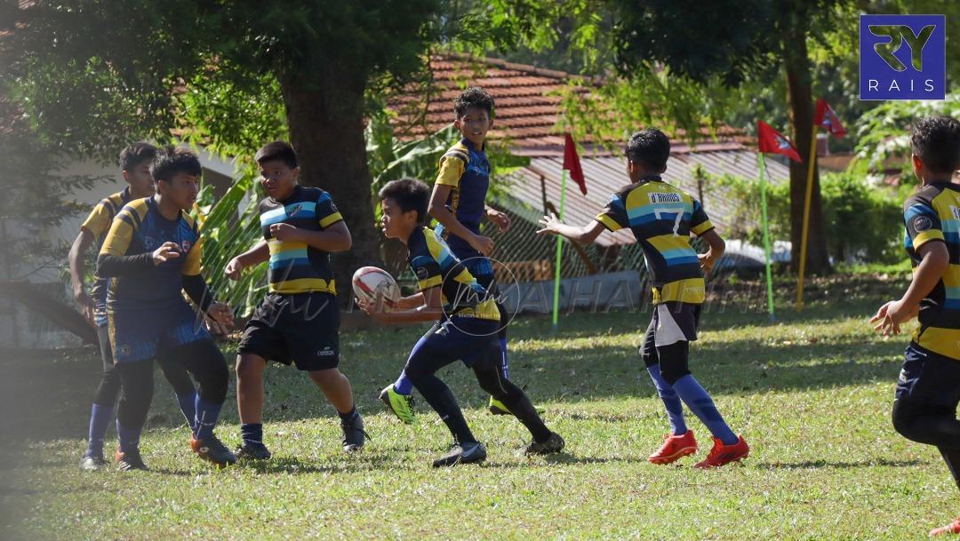 DUN Paya Rumput : Kejohanan Ragbi Bawah 12: Medium pelapis pamer kebolehan