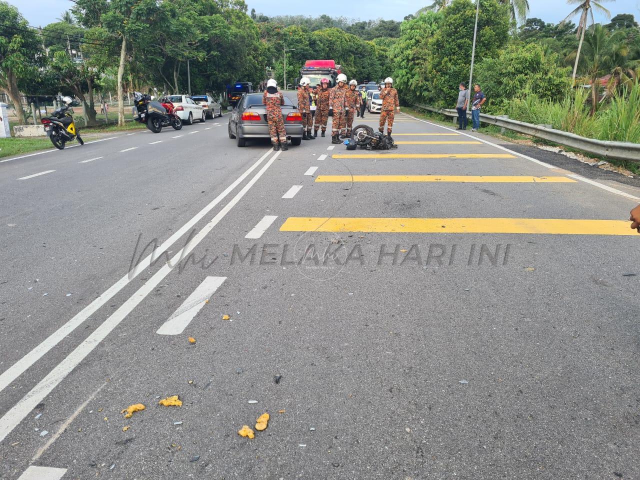 Pengawal keselamatan maut bergesel Honda Civic