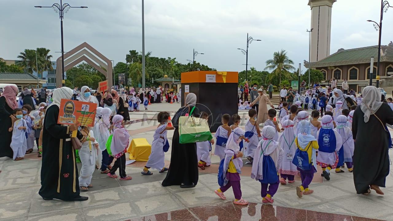 1,000 murid bergelar ‘hajah’ dan ‘haji’ cilik