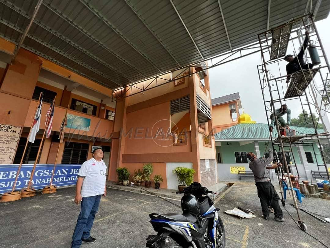 DUN Ayer Limau: Surau, dewan terbuka untuk SK Jeram