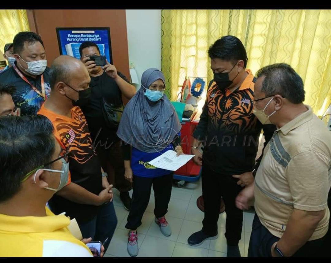 Klinik Kesihatan Nyalas terima ambulans baharu