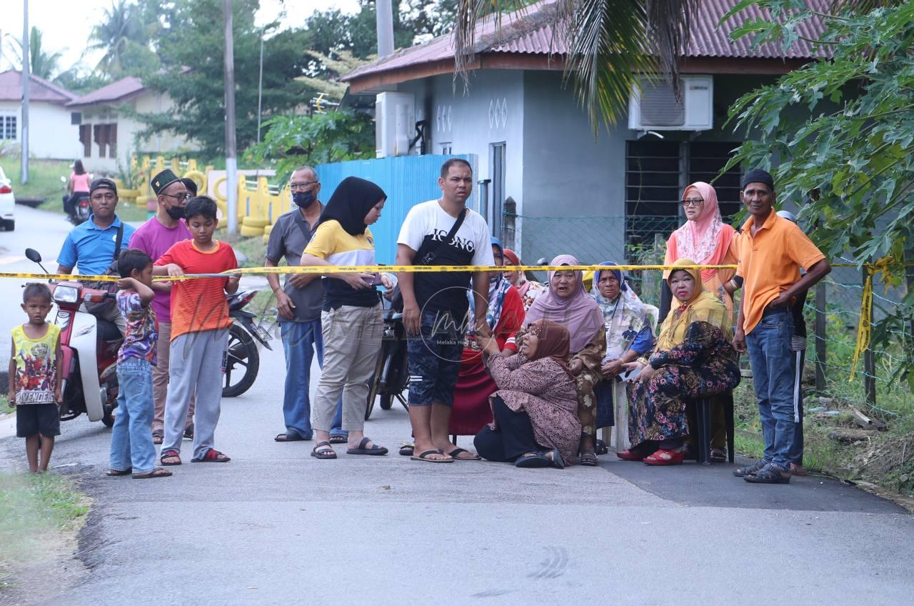 Tikam lepas dengar ‘bisikan’ ibu sembah berhala